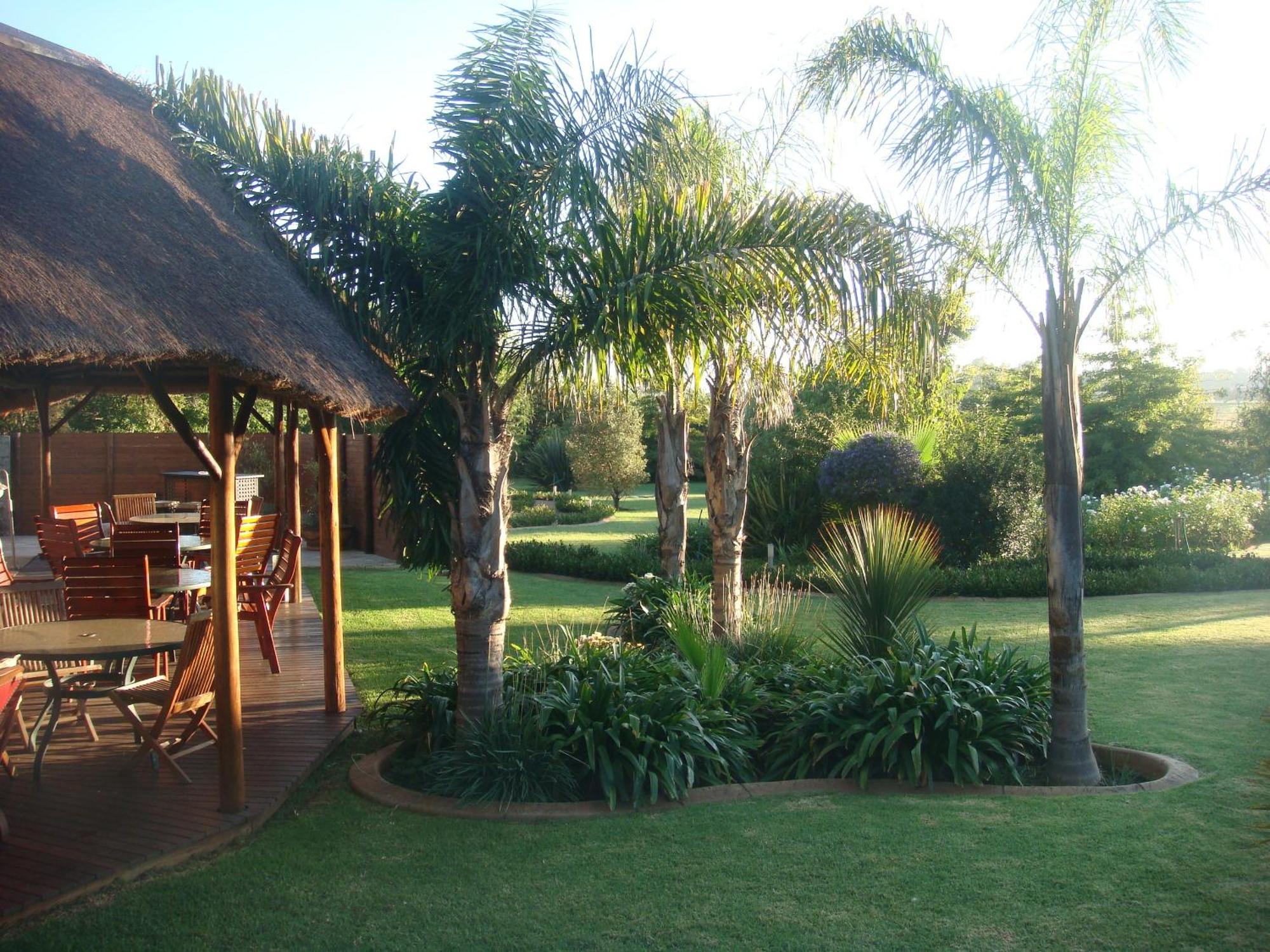 Avant Garde Lodge Kempton Park Exterior foto