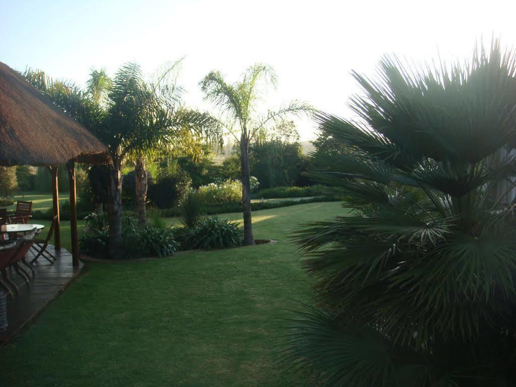 Avant Garde Lodge Kempton Park Exterior foto