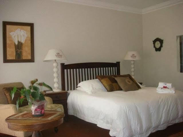 Avant Garde Lodge Kempton Park Exterior foto