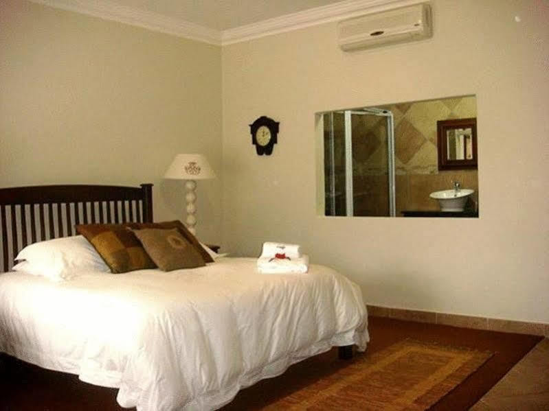 Avant Garde Lodge Kempton Park Exterior foto
